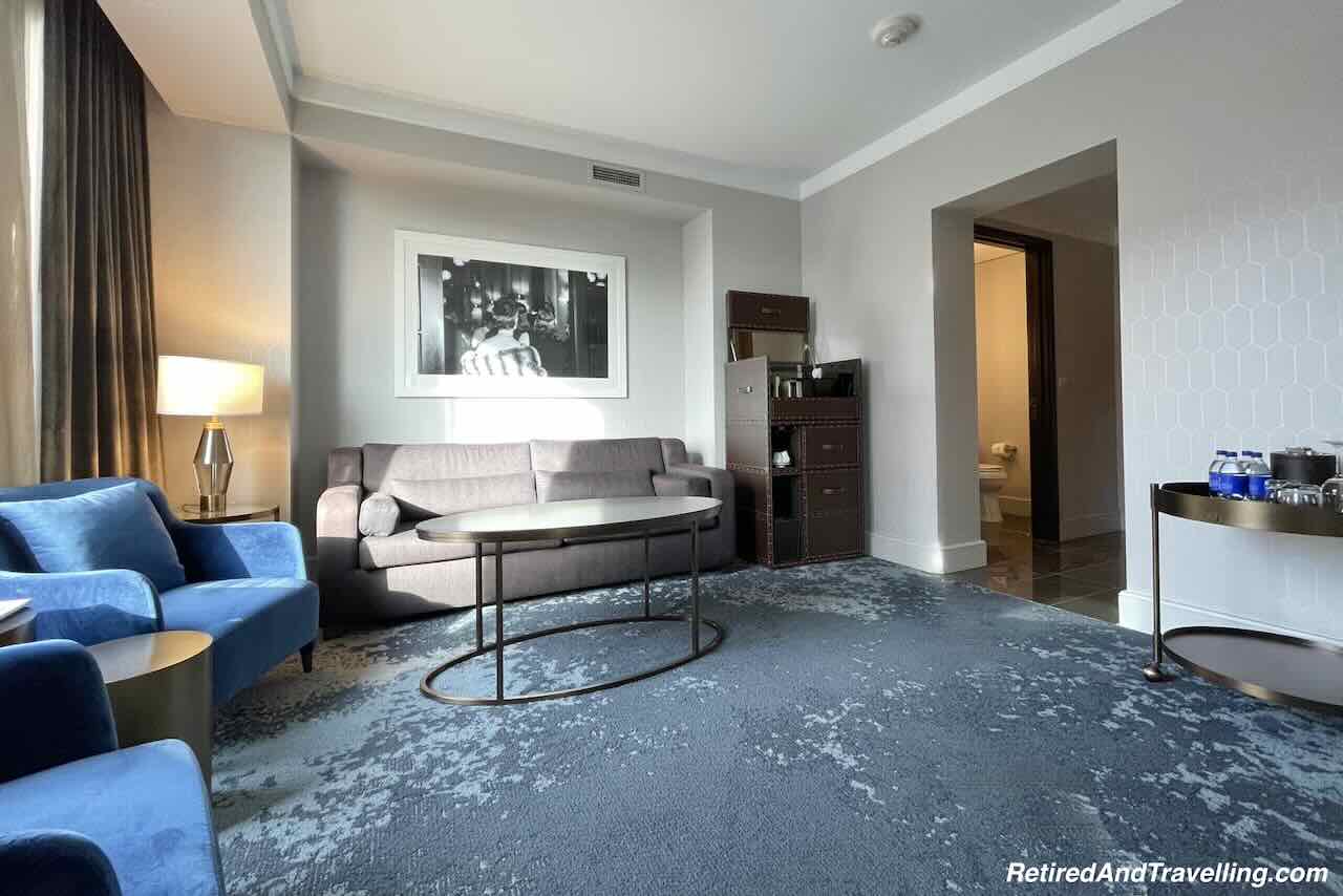 Corner Lake View Suite - Staycation Treat At The Ritz-Carlton Toronto