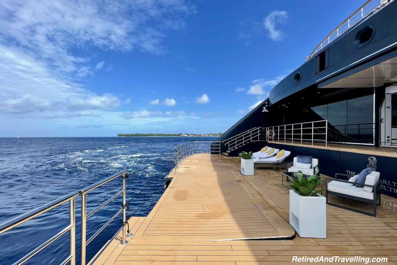 Evrima Marina Deck