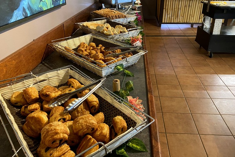 Hotel Royal Bora Bora breakfast buffet, fresh pastries and bread
