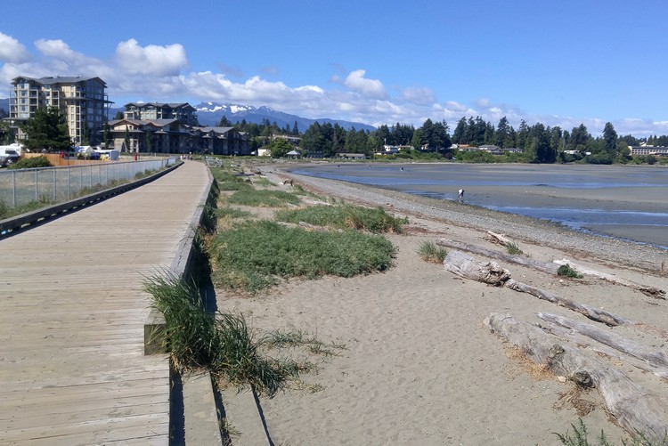 Parksville beach boardwalk, Vancouver Island travel