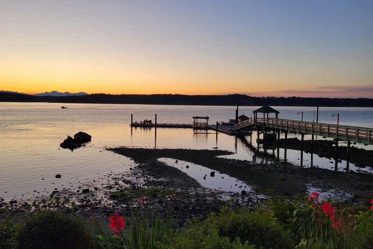 Beautiful sunrise on the morning of our salmon fishing adventure