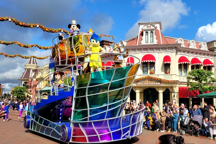 Disney characters on a float during the Disneyland Parade at Paris Disneyland