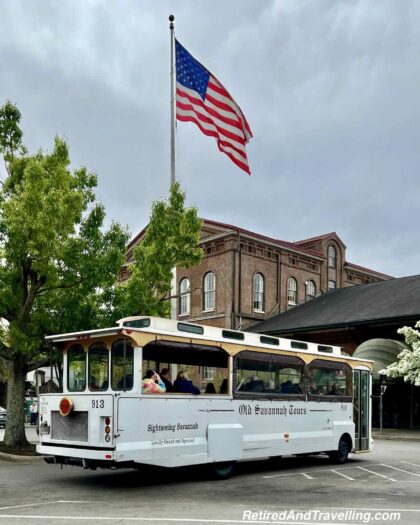 Savannah Trolley Tour - Luxury Stay In Savannah Georgia