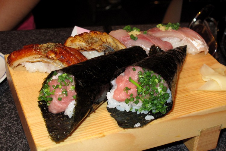 sushi cone, food in Japan for tourists