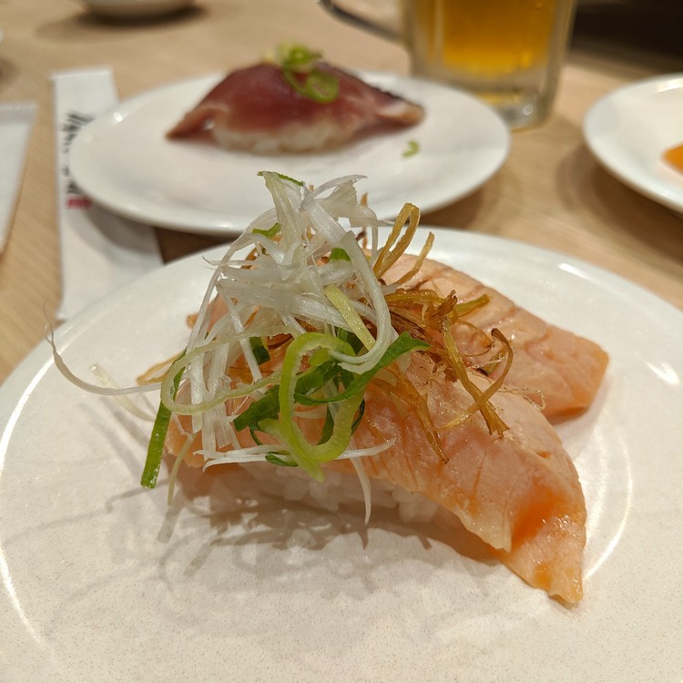 seared salmon nigiri sushi, tokyo japan sushi restaurant, food in Japan