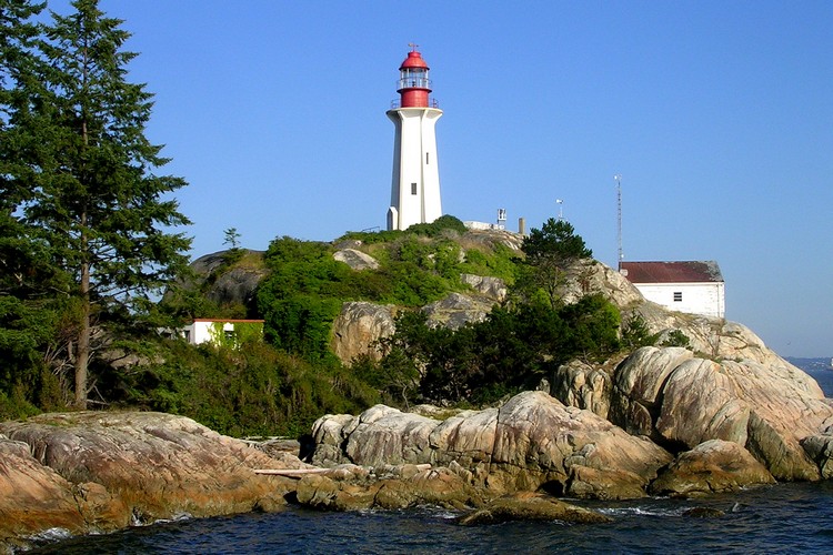 the lighthouse at Lighthouse Park in West Vancouver