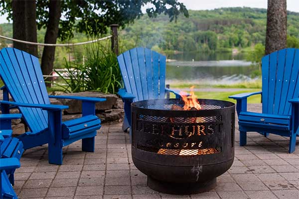 ToDoOntario, Deerhurst Resort campfire