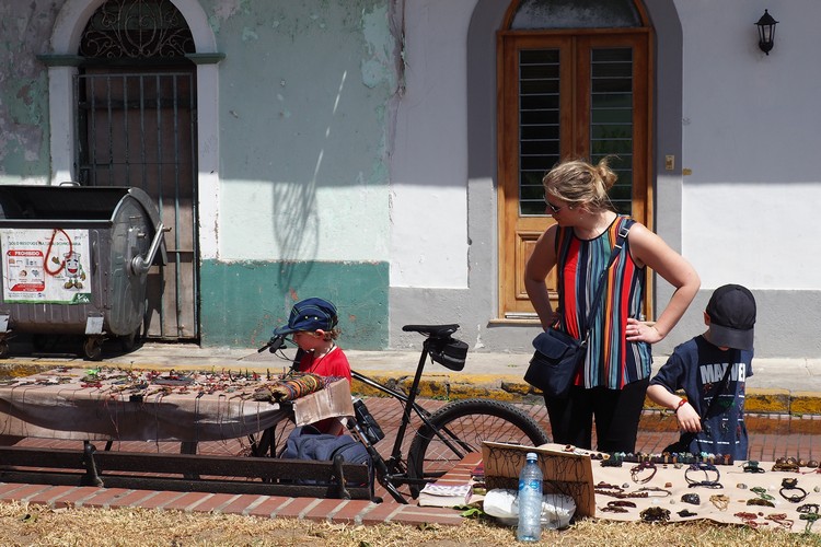 street vendors and shopping at Casco Veijo old town in Panama City