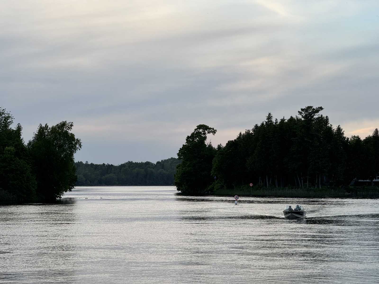 Dinner on the Trent with Le Boat