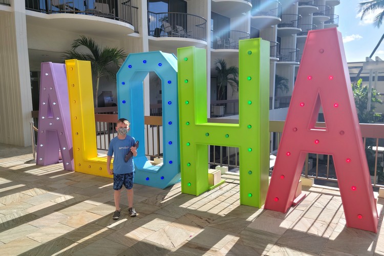 Big Aloha sign at Waikiki Beach in Honolulu, Oahi