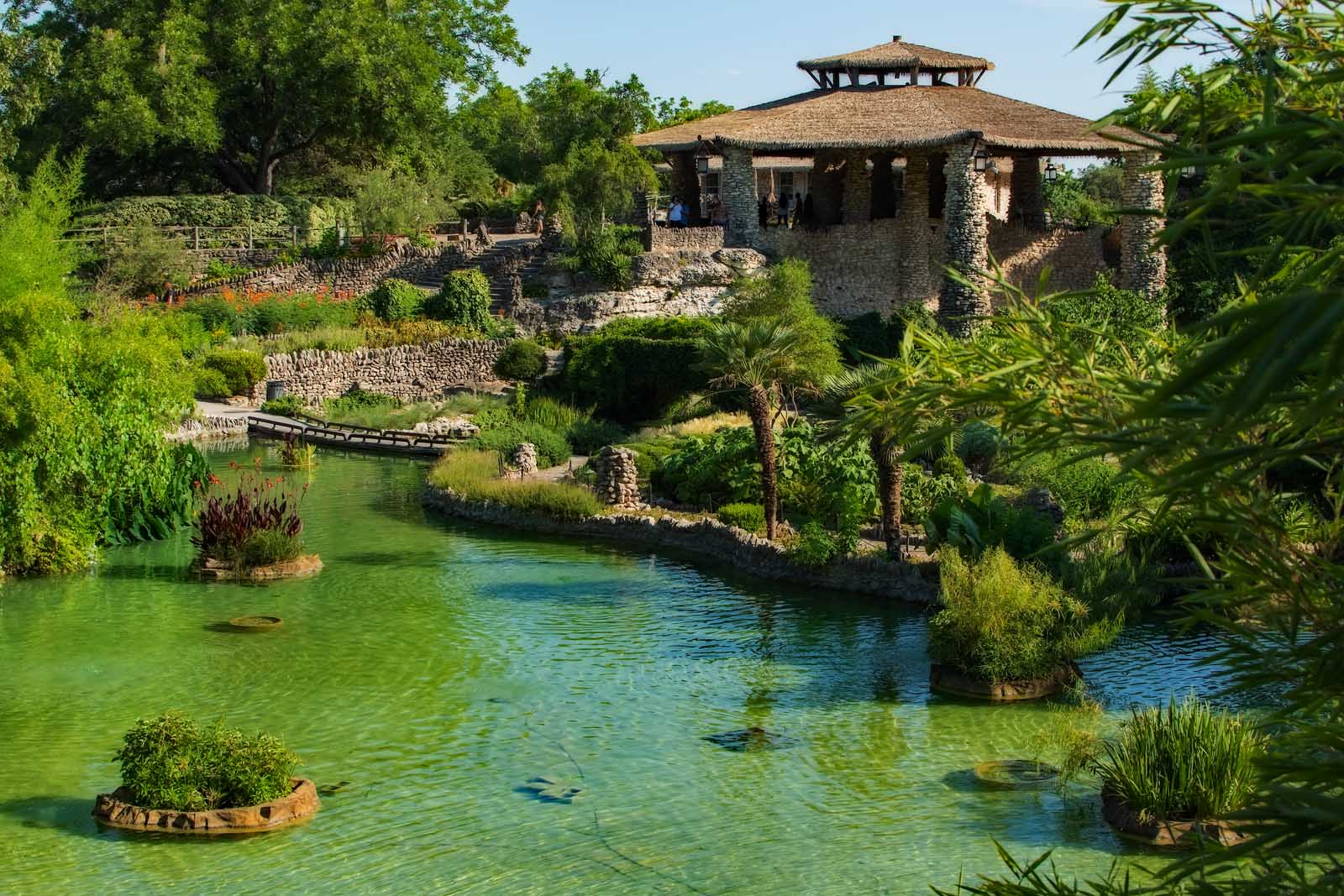 Things to do in San Antonio Texas Japanese Tea Garden